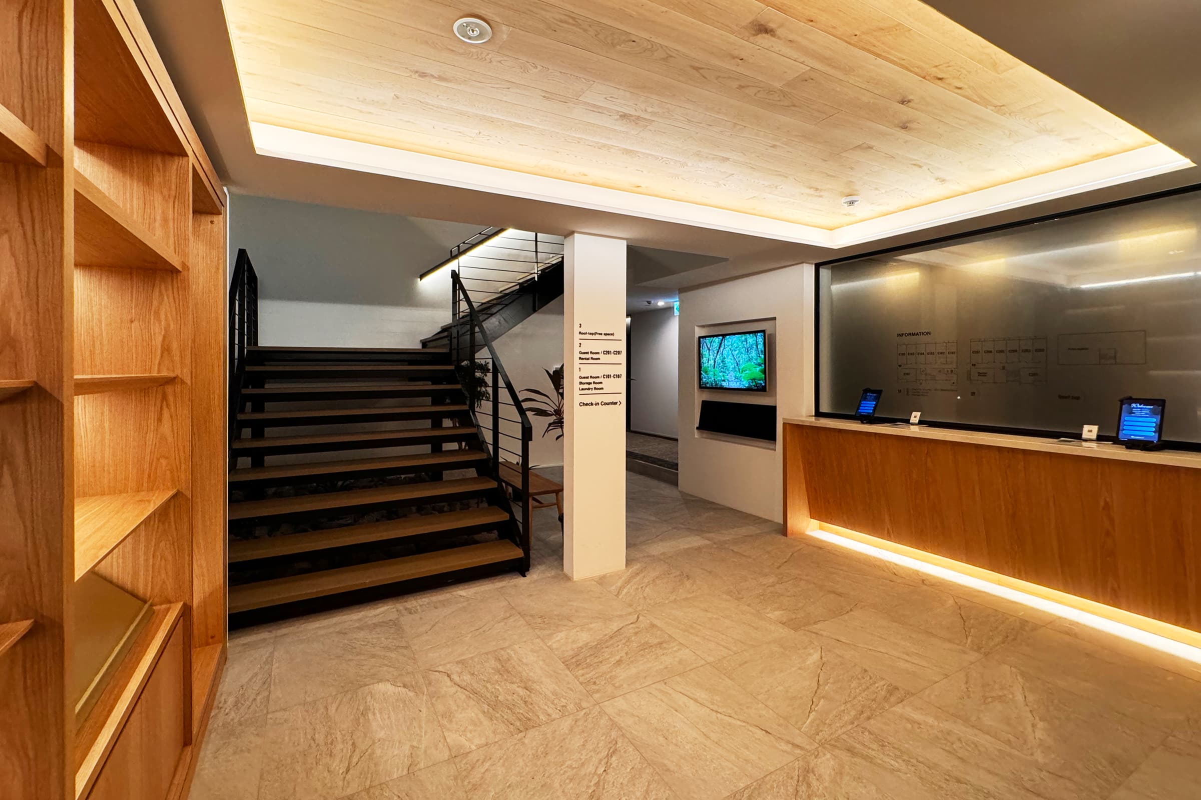 LUXE TECH VILLA ASHITOKU